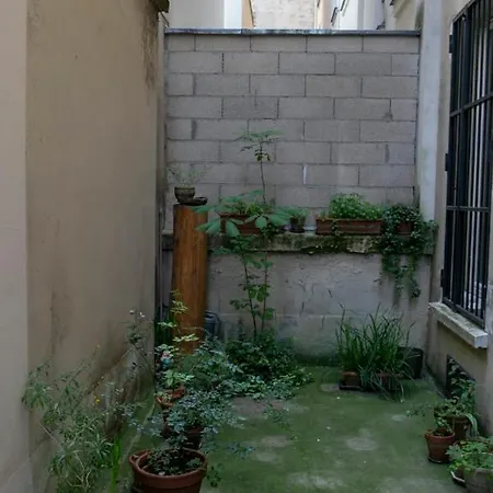 Apartment Beautiful Apartment With Mezzanine Near Montmartre *