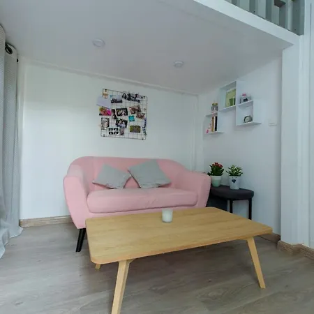 Beautiful Apartment With Mezzanine Near Montmartre Appartamento *