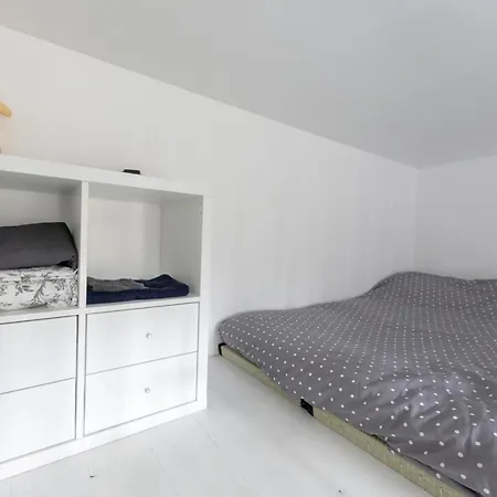 Appartamento Beautiful Apartment With Mezzanine Near Montmartre Parigi